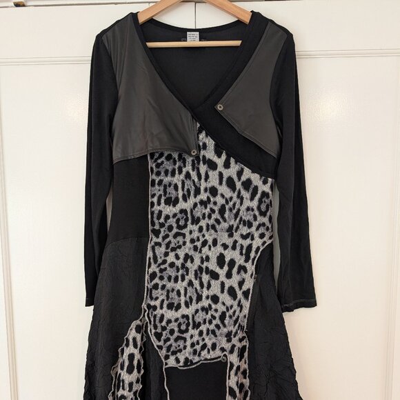 Unique Dress from Australia.  Size 10. - Picture 1 of 5